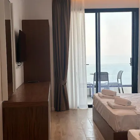 Helios Boutique Dhërmi