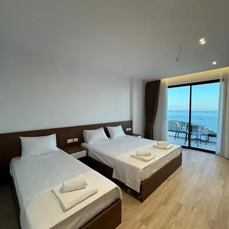 Helios Boutique Dhërmi