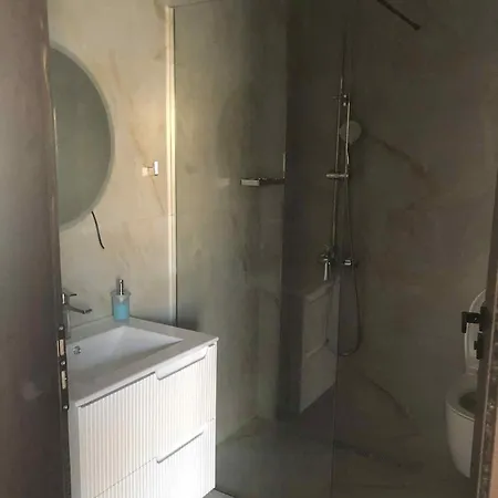 Szálloda Helios Boutique Dhërmi