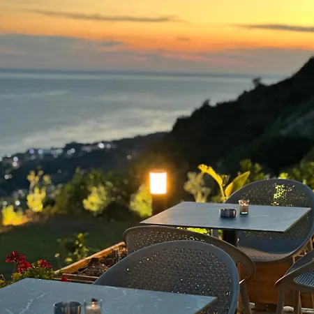 Hotel Helios Boutique Dhërmi