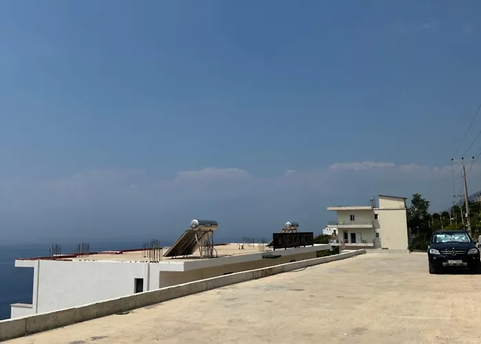 Helios Boutique Dhërmi